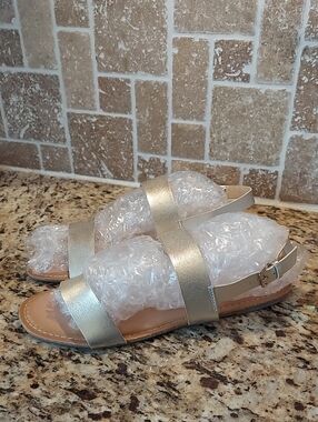 Old Navy Women's Metallic Gold Two-Strap Slingback Sandals, Size 10 NWOT